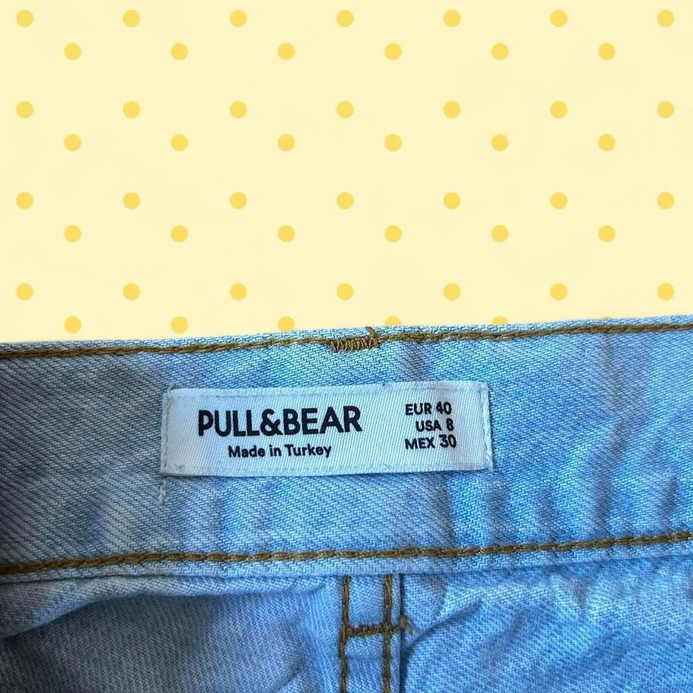 Distressed Jeans - Picture 4 of 8